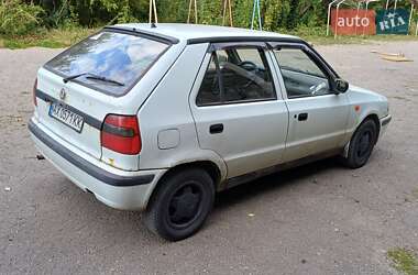 Хэтчбек Skoda Felicia 1998 в  фото 4 Хэтчбек Skoda Felicia 1998 в