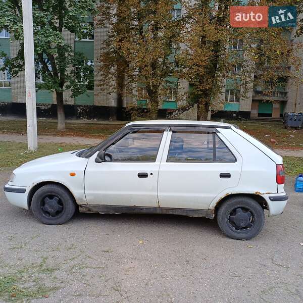 Хетчбек Skoda Felicia 1998 в Харкові