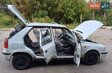 Хэтчбек Skoda Felicia 1998 в  фото 29 Хэтчбек Skoda Felicia 1998 в
