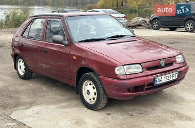 Хетчбек Skoda Felicia 1997 в Києві