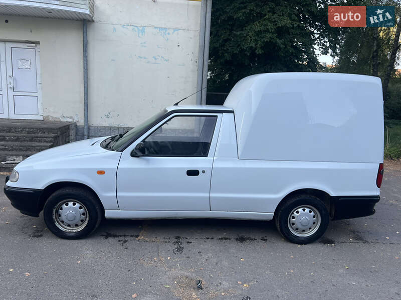 Вантажний фургон Skoda Felicia 2000 в Радивиліві