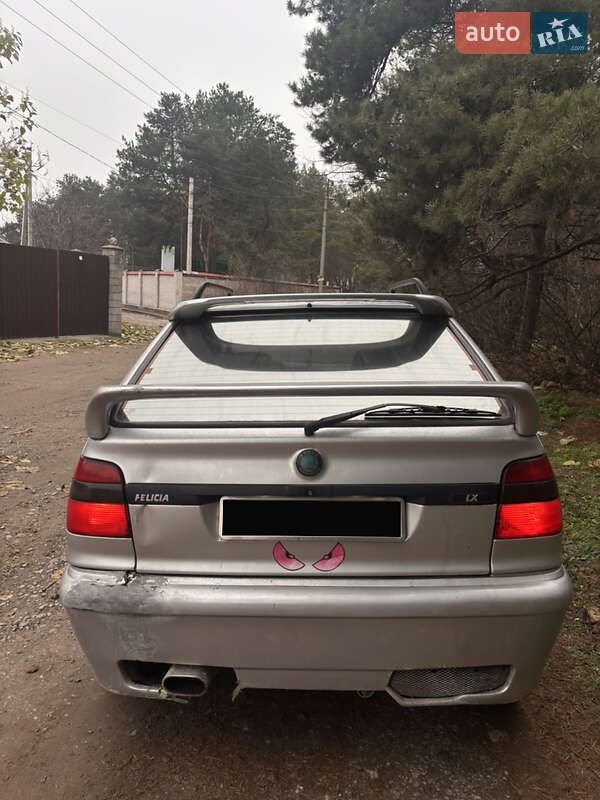 Хэтчбек Skoda Felicia 1996 в Каменском фото 5 Хэтчбек Skoda Felicia 1996 в Каменском