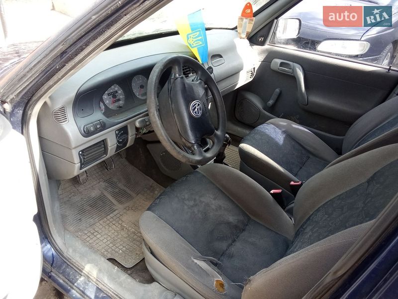 Хэтчбек Skoda Felicia 1999 в Буске