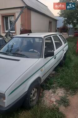 Універсал Skoda Forman 1993 в Хмельницькому