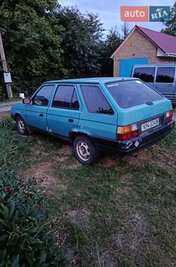 Універсал Skoda Forman 1992 в 
