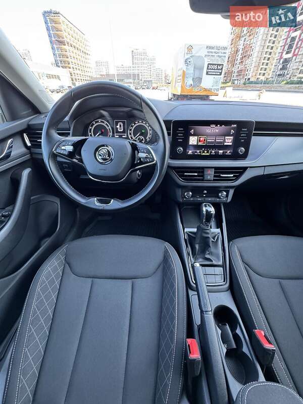 Позашляховик / Кросовер Skoda Kamiq 2023 в Києві