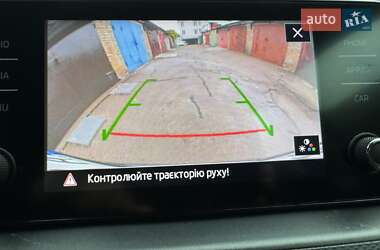 Внедорожник / Кроссовер Skoda Kamiq 2021 в 