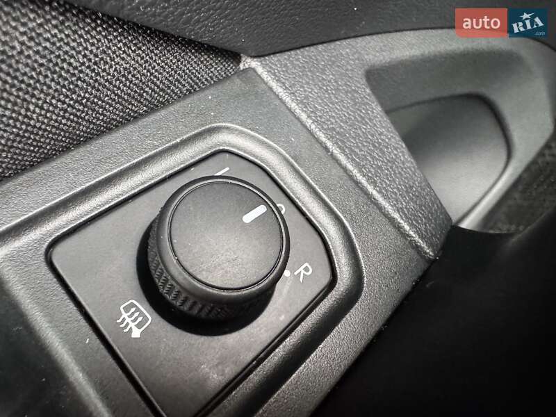 Внедорожник / Кроссовер Skoda Kamiq 2022 в Киеве