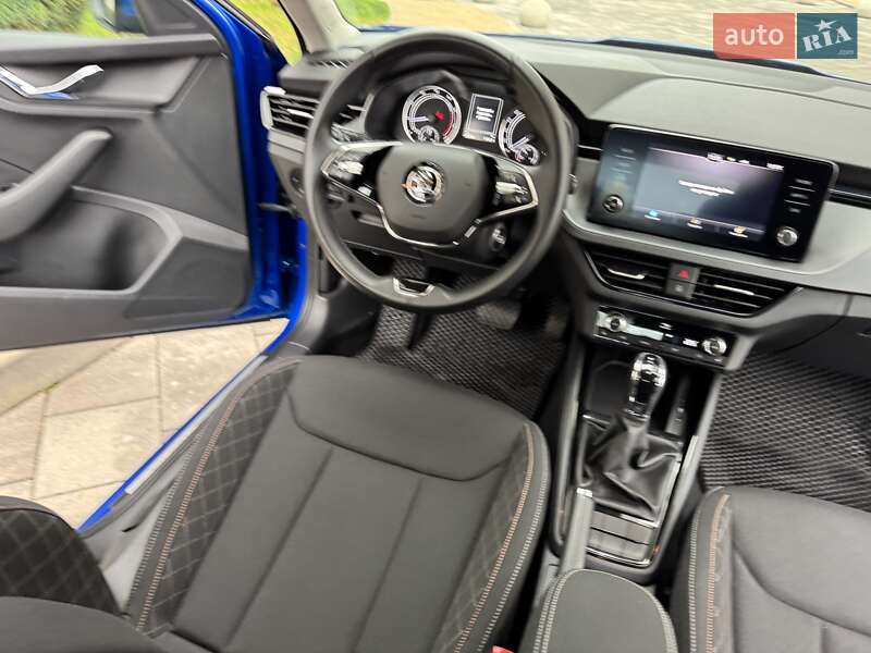 Внедорожник / Кроссовер Skoda Kamiq 2022 в Киеве