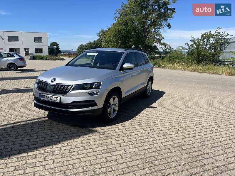 Внедорожник / Кроссовер Skoda Karoq 2018 в 