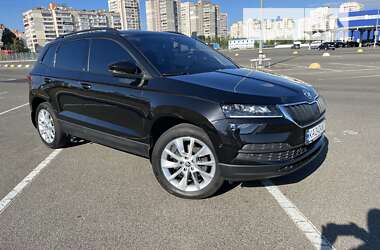 Внедорожник / Кроссовер Skoda Karoq 2019 в Киеве