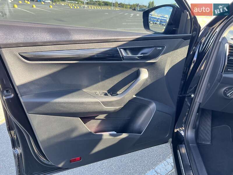 Позашляховик / Кросовер Skoda Karoq 2019 в Києві