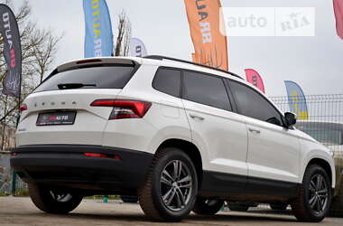 Внедорожник / Кроссовер Skoda Karoq 2020 в 