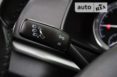 Внедорожник / Кроссовер Skoda Karoq 2020 в 