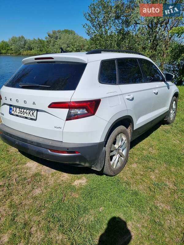Внедорожник / Кроссовер Skoda Karoq 2021 в Сумах