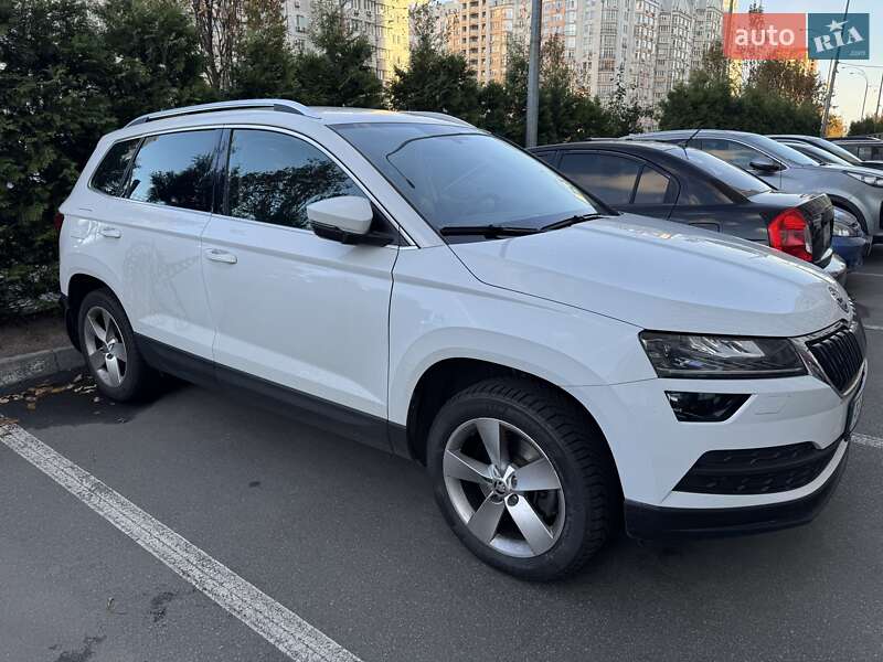 Внедорожник / Кроссовер Skoda Karoq 2018 в Киеве