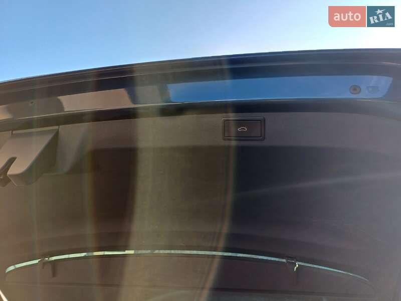 Позашляховик / Кросовер Skoda Karoq 2020 в Ужгороді