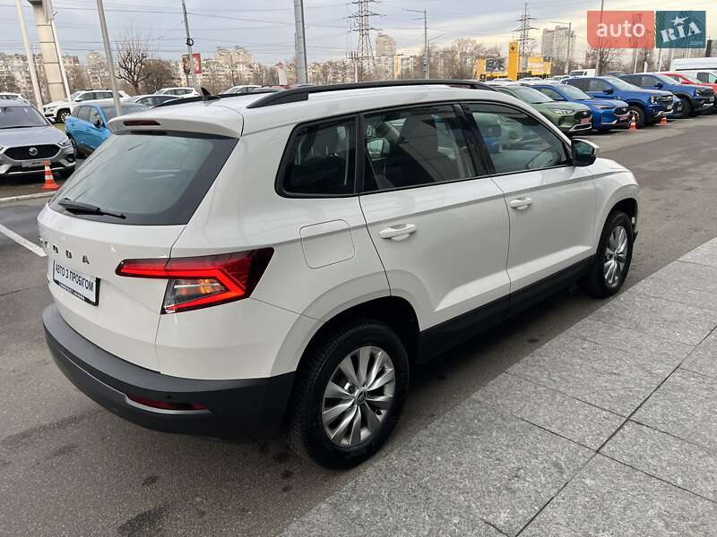 Позашляховик / Кросовер Skoda Karoq 2021 в Києві