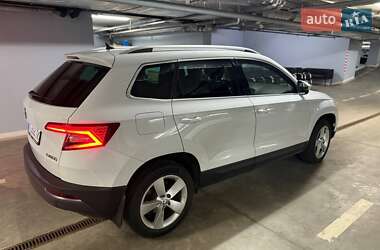 Внедорожник / Кроссовер Skoda Karoq 2018 в 