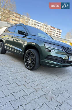 Внедорожник / Кроссовер Skoda Karoq 2021 в Днепре