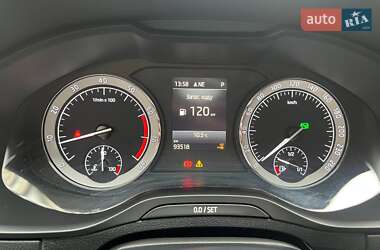 Позашляховик / Кросовер Skoda Karoq 2020 в 