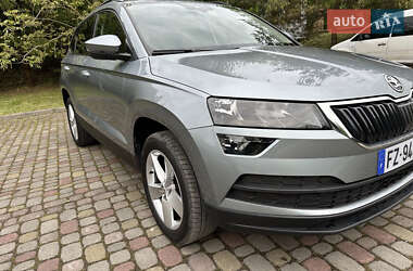 Позашляховик / Кросовер Skoda Karoq 2021 в 