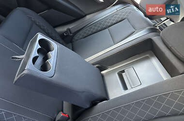 Внедорожник / Кроссовер Skoda Karoq 2020 в 