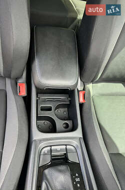 Внедорожник / Кроссовер Skoda Karoq 2022 в 