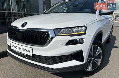 Внедорожник / Кроссовер Skoda Karoq 2023 в Киеве