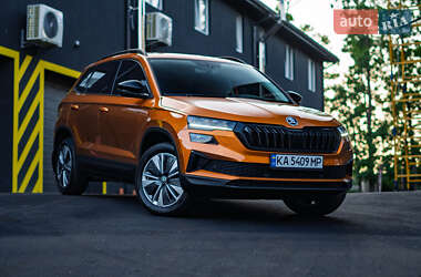 Внедорожник / Кроссовер Skoda Karoq 2024 в Киеве