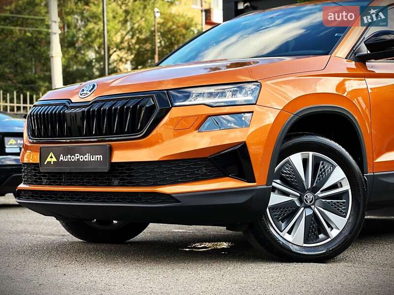 Позашляховик / Кросовер Skoda Karoq 2024 в Києві