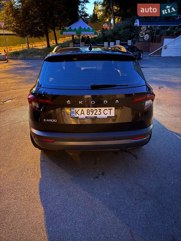 Внедорожник / Кроссовер Skoda Karoq 2021 в Киеве