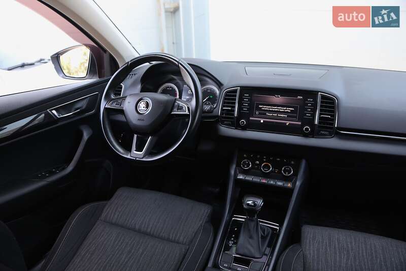 Внедорожник / Кроссовер Skoda Karoq 2018 в Киеве