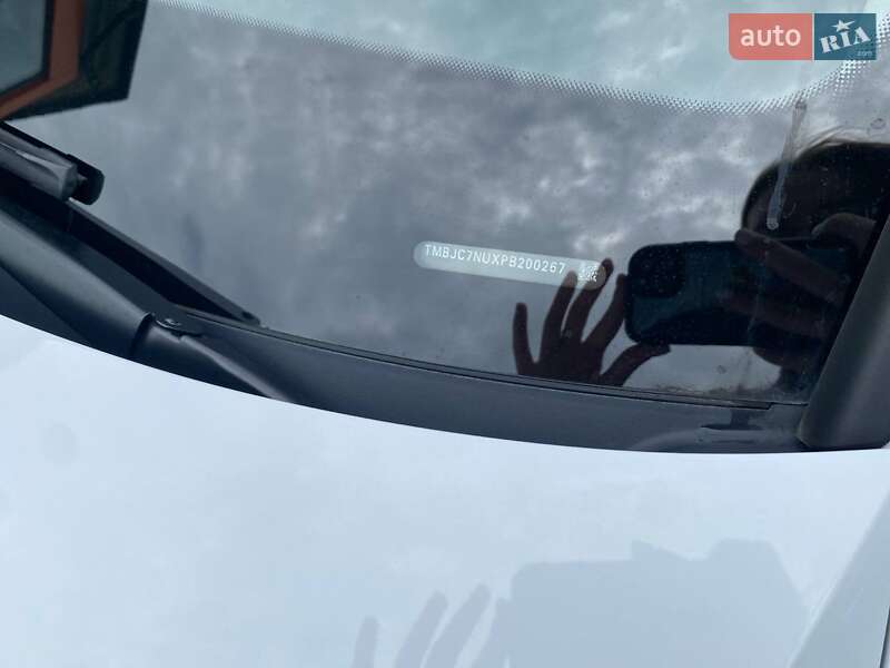 Позашляховик / Кросовер Skoda Karoq 2022 в Ужгороді
