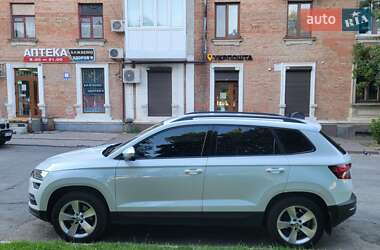 Внедорожник / Кроссовер Skoda Karoq 2018 в Днепре