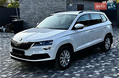 Внедорожник / Кроссовер Skoda Karoq 2021 в Чернигове