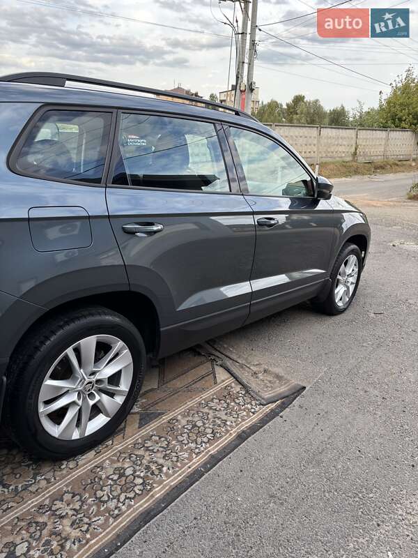 Внедорожник / Кроссовер Skoda Karoq 2020 в Обухове