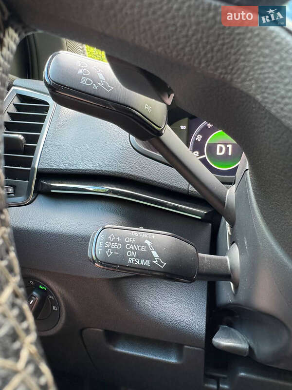 Позашляховик / Кросовер Skoda Karoq 2019 в Львові