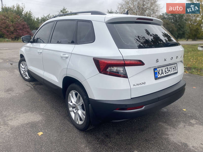 Внедорожник / Кроссовер Skoda Karoq 2022 в Краснограде