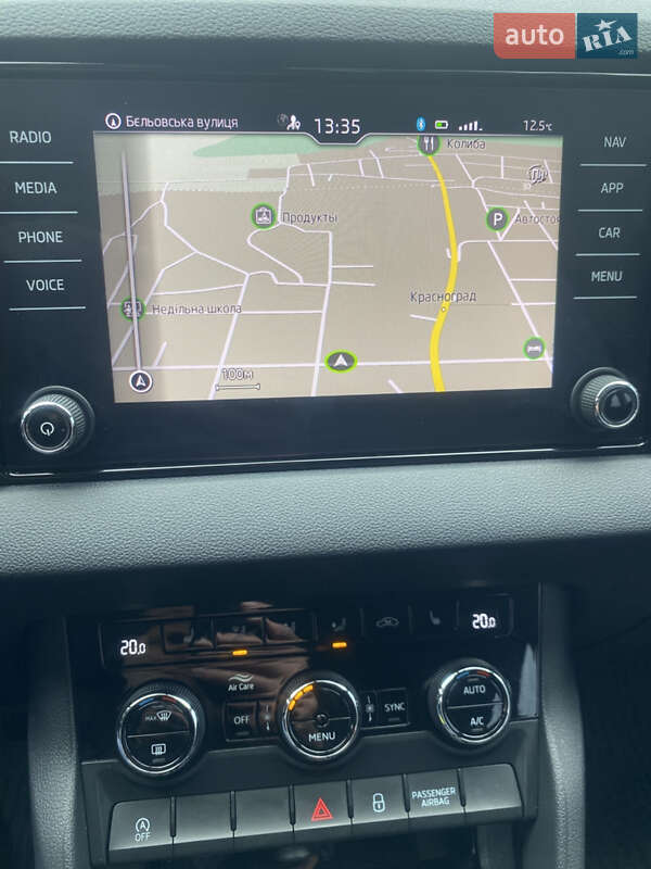 Внедорожник / Кроссовер Skoda Karoq 2022 в Краснограде