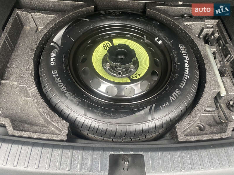 Внедорожник / Кроссовер Skoda Karoq 2022 в Краснограде