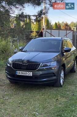 Внедорожник / Кроссовер Skoda Karoq 2019 в Киеве