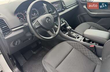 Внедорожник / Кроссовер Skoda Karoq 2018 в 