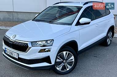 Внедорожник / Кроссовер Skoda Karoq 2023 в 