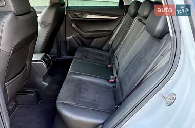 Внедорожник / Кроссовер Skoda Karoq 2023 в 