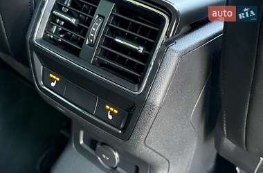 Внедорожник / Кроссовер Skoda Karoq 2023 в 