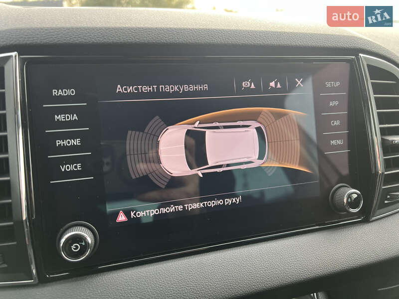 Внедорожник / Кроссовер Skoda Karoq 2019 в Киеве