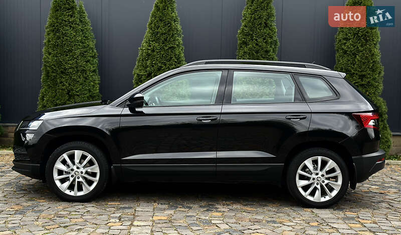 Внедорожник / Кроссовер Skoda Karoq 2021 в Мукачево