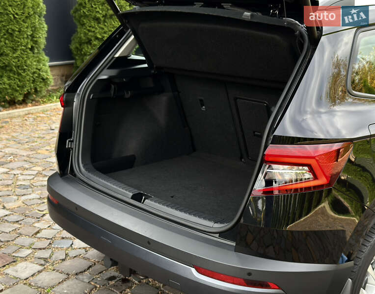 Внедорожник / Кроссовер Skoda Karoq 2021 в Мукачево