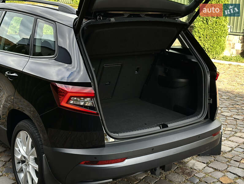 Внедорожник / Кроссовер Skoda Karoq 2021 в Мукачево